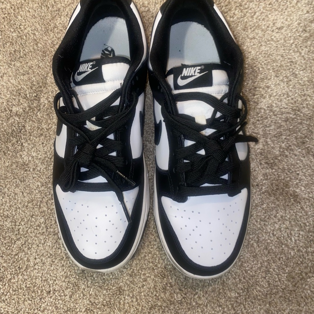 Nike Black and White Sneakers